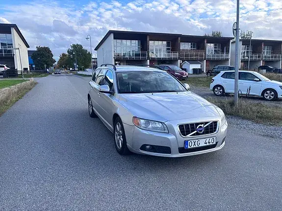 Volvo V70 2011 photo 3