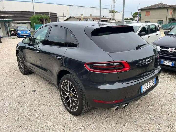 Porsche Macan 2016 photo 5