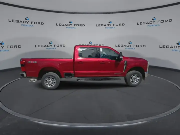 Ford F-350 Super Duty 2026 photo 2