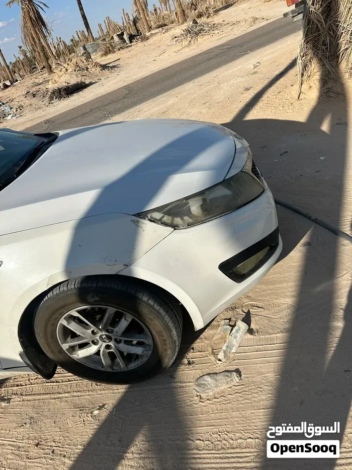 Kia Optima 2012 photo 2