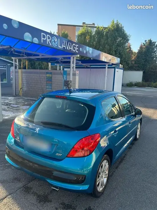 Peugeot 207 2008 photo 2