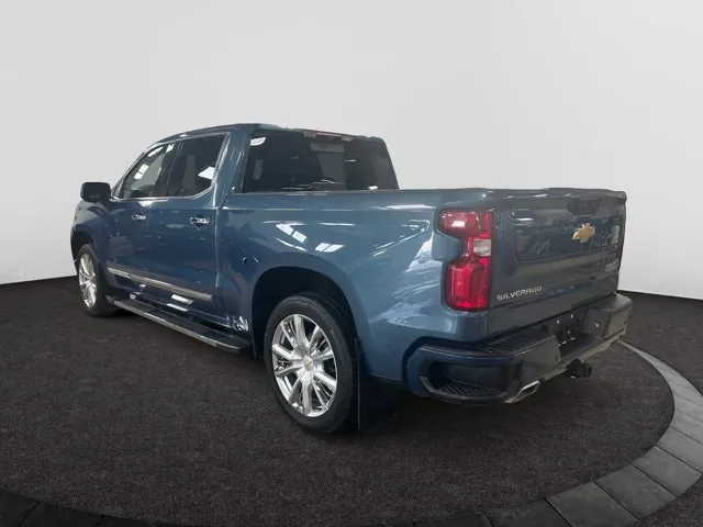 Chevrolet Silverado 1500 2024 photo 3