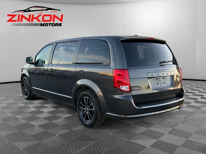 Dodge Grand Caravan 2019 photo 3