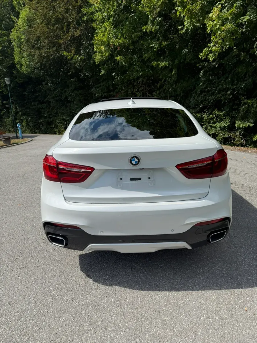 BMW X6 2018 photo 2