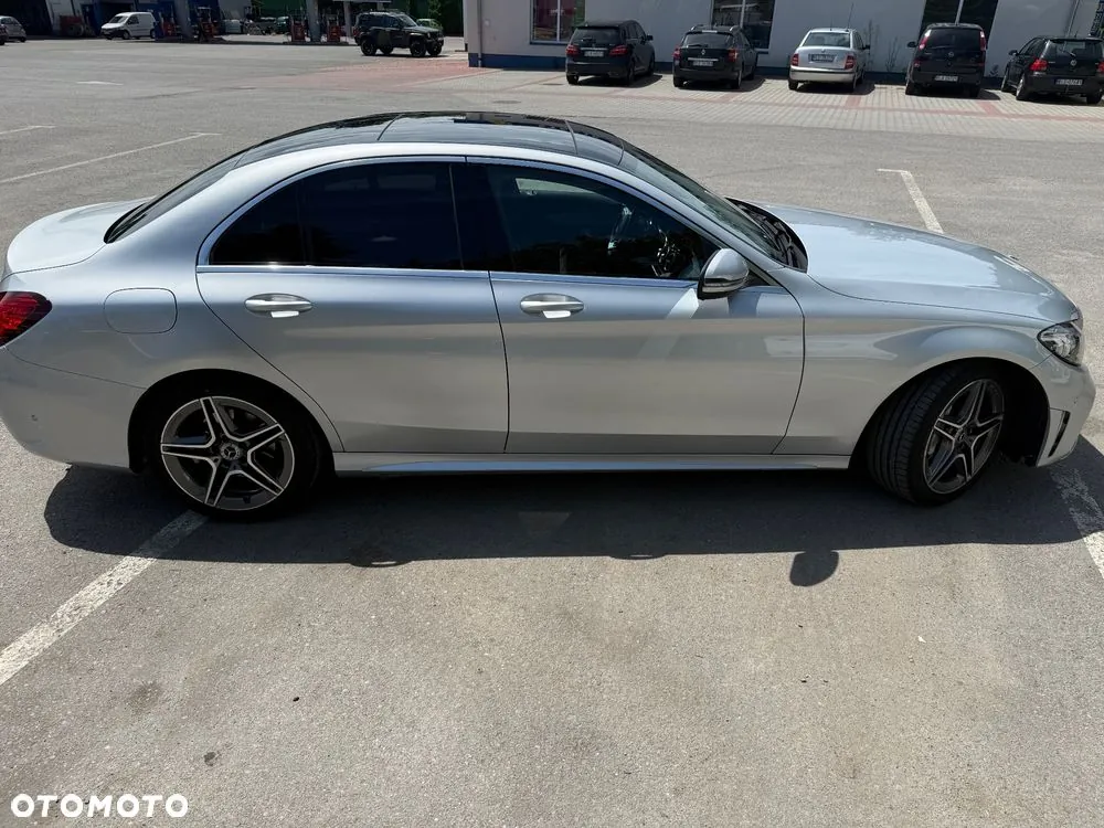 Mercedes-Benz C-Class 2019 photo 5