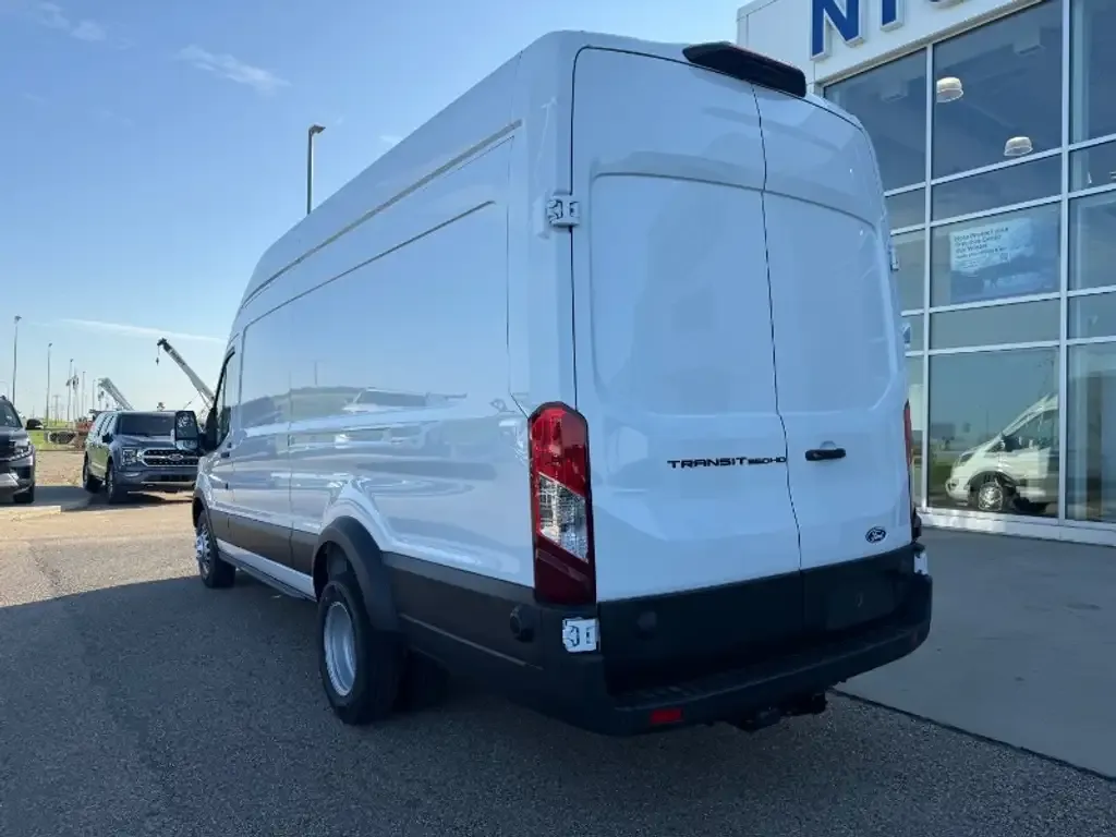 Ford Transit Cargo Van 2026 photo 5