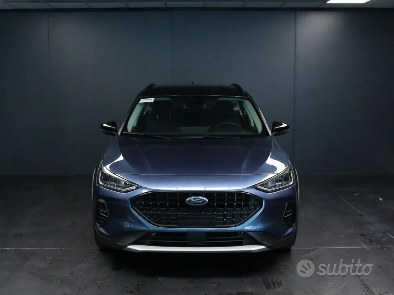 Ford Focus 2023 photo 2