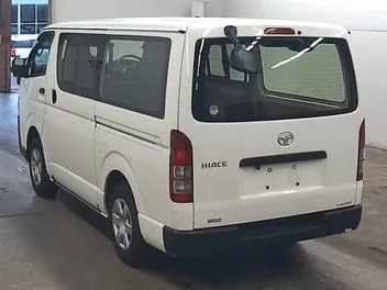 Toyota Hiace 2021 photo 3