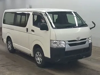 Toyota Hiace 2021 photo 2