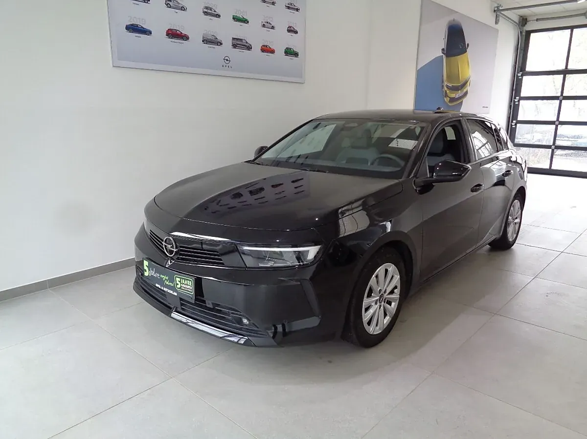 Opel Astra 2024 photo 2