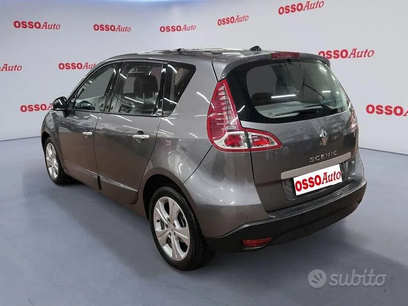 Renault Scenic 2011 photo 4