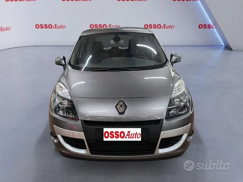 Renault Scenic 2011 photo 5