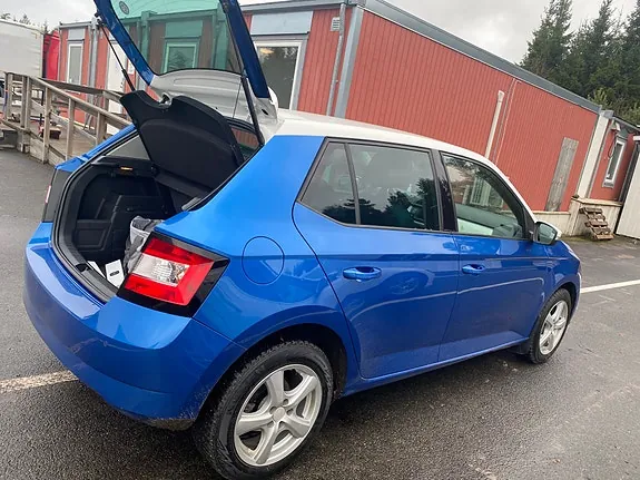 Skoda Fabia 2015 photo 3