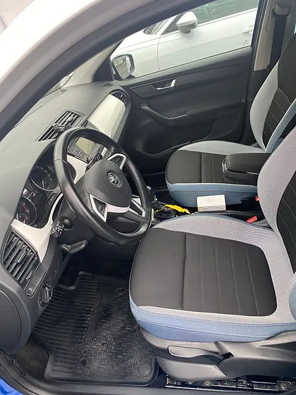 Skoda Fabia 2015 photo 5