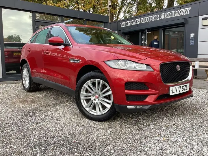 Jaguar F-Pace