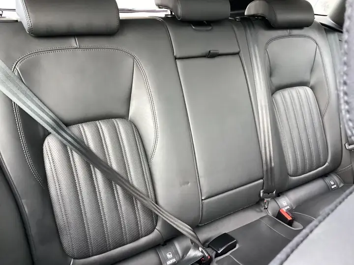 Jaguar F-Pace 2017 photo 5