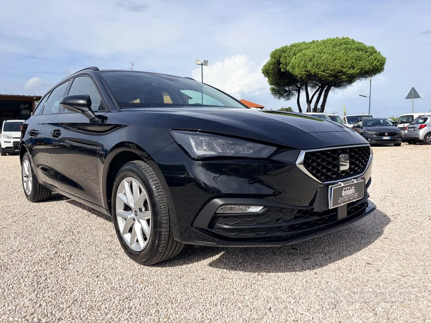 Seat Leon 2024 photo 3