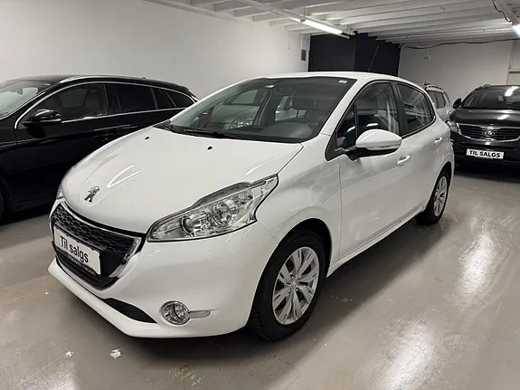 Peugeot 208 2013 photo 4