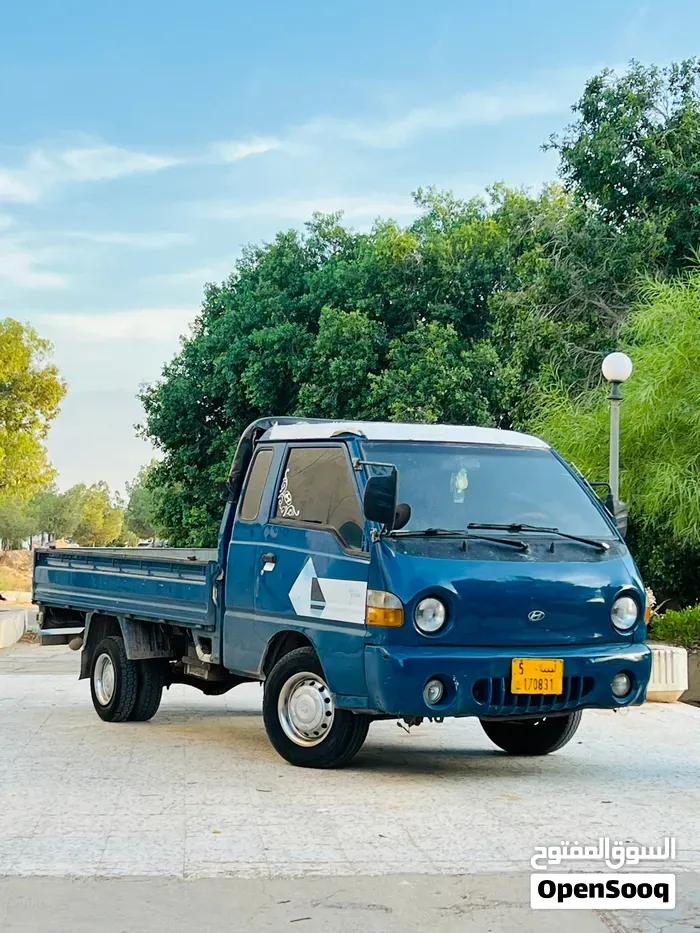 Hyundai H 100