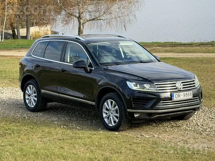 Volkswagen Touareg 2017 photo 2