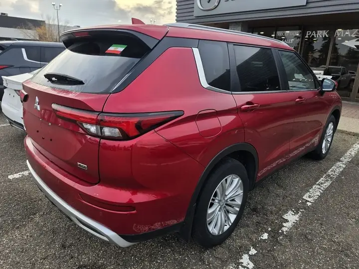 Mitsubishi Outlander 2024 photo 5