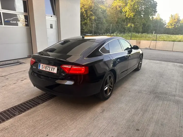 Audi A5 2015 photo 2