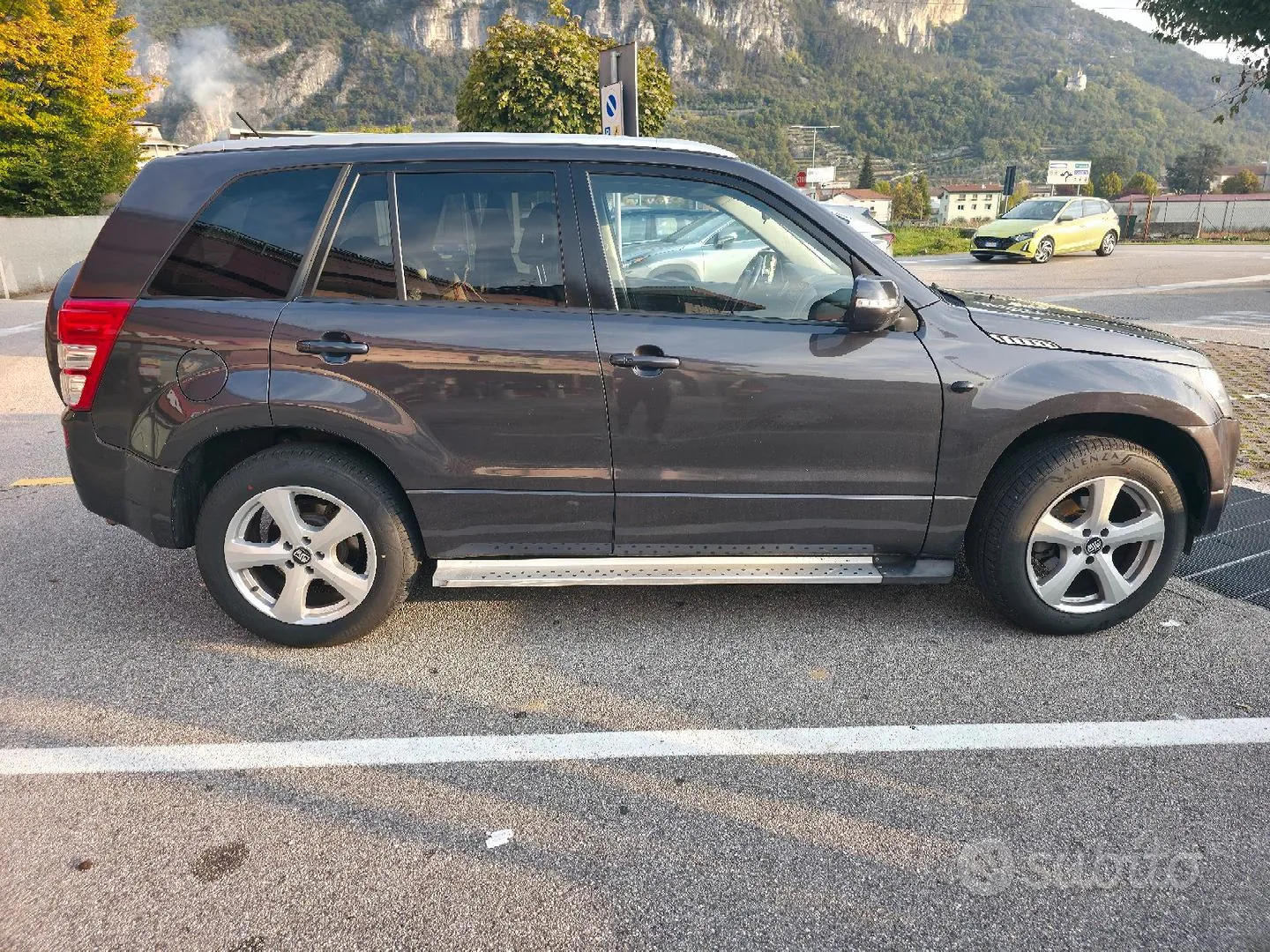 Suzuki Grand Vitara 2012 photo 3