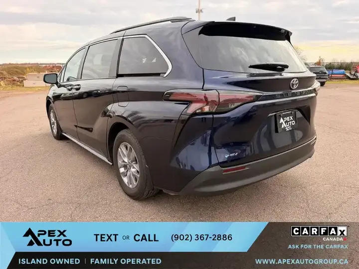 Toyota Sienna 2026 photo 3