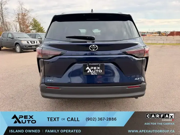 Toyota Sienna 2026 photo 4