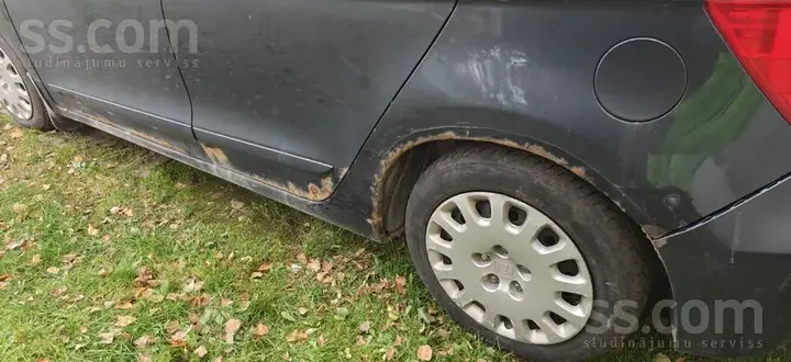 Honda Fr-V 2005 photo 5