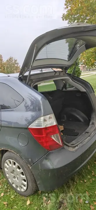 Honda Fr-V 2005 photo 2