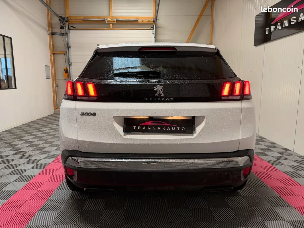 Peugeot 3008 2018 photo 4