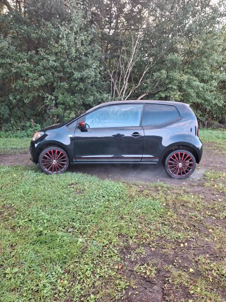 Volkswagen Up