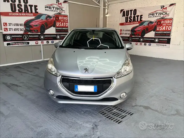 Peugeot 208 2015 photo 2