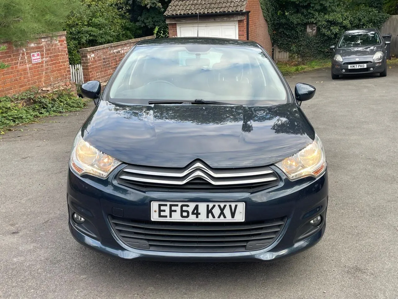 Citroen C4 2015 photo 2