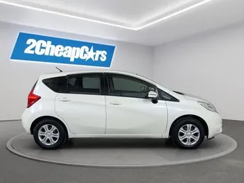 Nissan Note 2015 photo 5