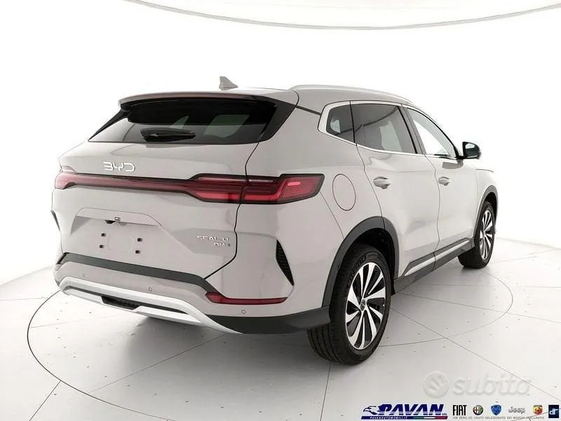 BYD Seal U 2026 photo 3