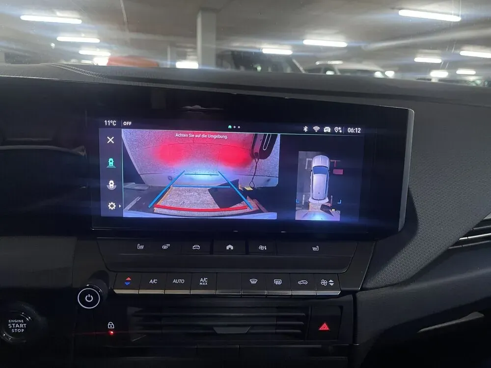 Opel Astra 2022 photo 3