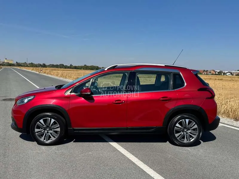 Peugeot 2008 2017 photo 2