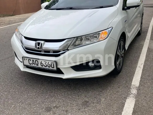 Honda Grace 2016 photo 5