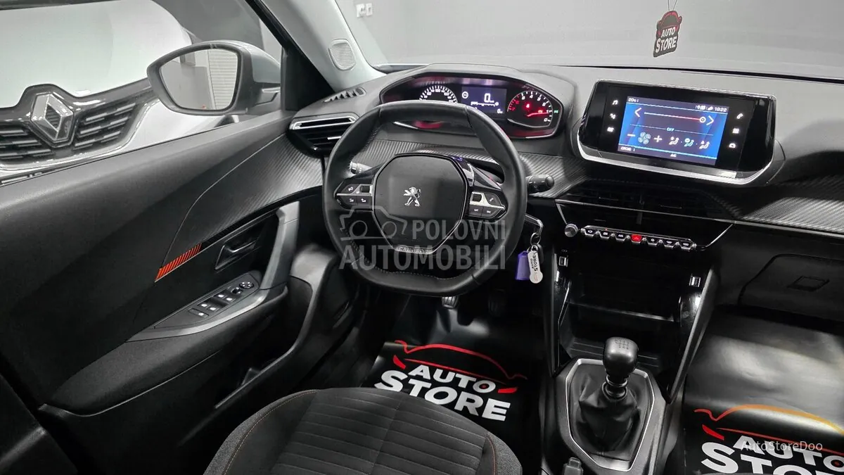 Peugeot 2008 2021 photo 2