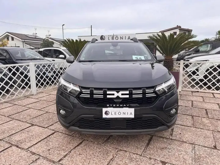 Dacia Sandero 2023 photo 2
