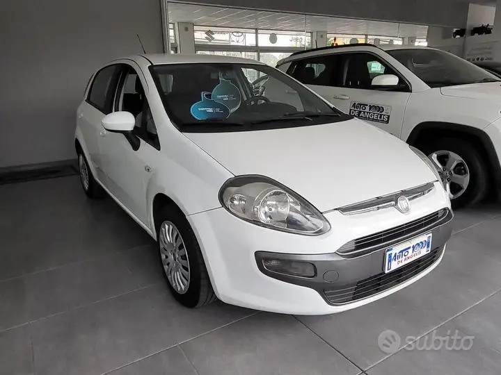 Fiat Punto Evo 2011 photo 3