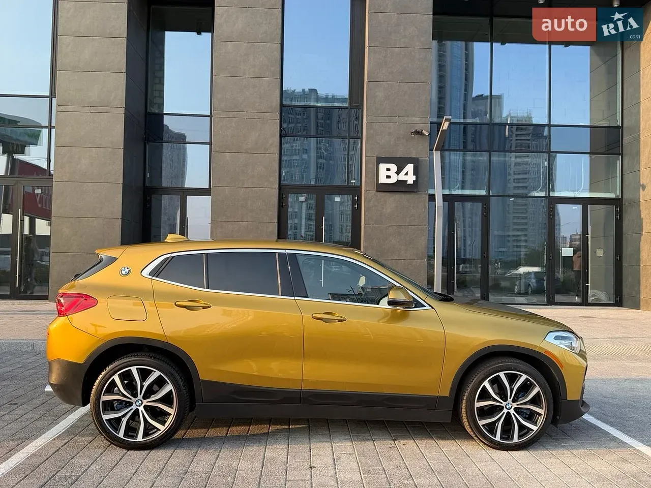 BMW X2 2018 photo 2