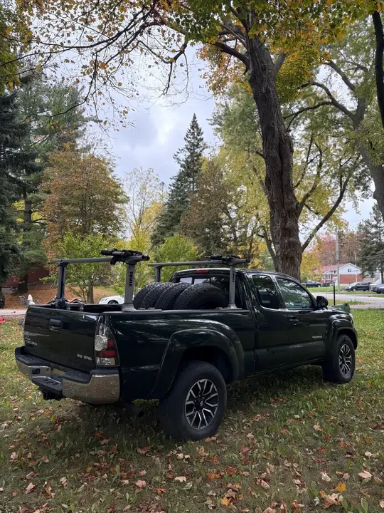 Toyota Tacoma 2013 photo 2