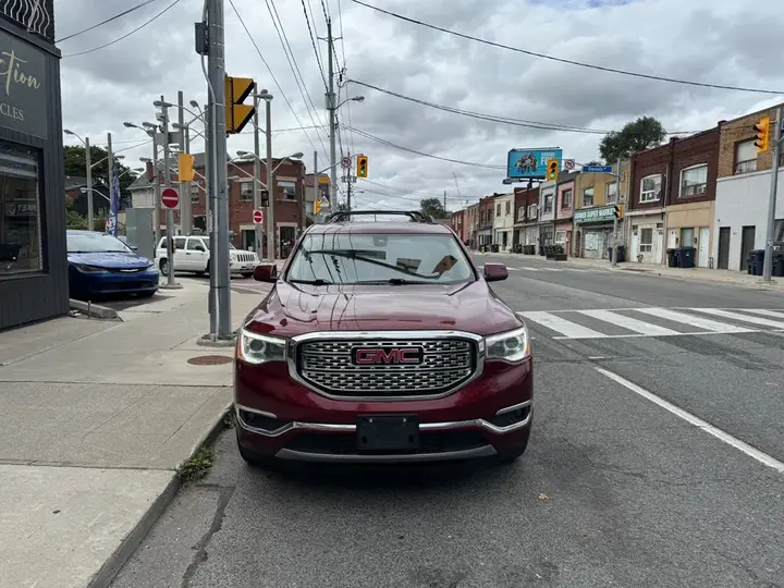 GMC Acadia 2018 photo 2