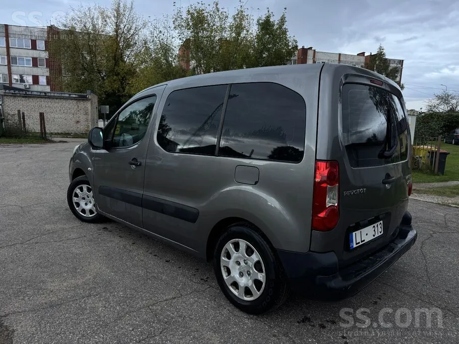 Peugeot Partner 2009 photo 2