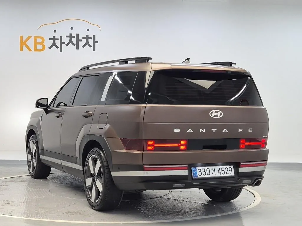 Hyundai Santa Fe 2026 photo 2