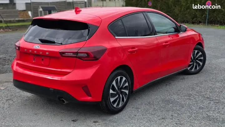 Ford Focus 2023 photo 5