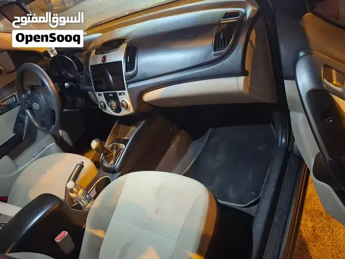 Kia Cerato 2012 photo 3
